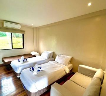 Salvador Benedicto Bed & Breakfast | Kwartitos Villa