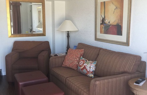 Galveston Apartment | Kwik Kabana "Where the Beach Counts"