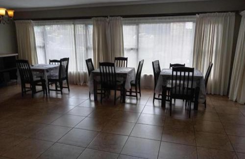 Emalahleni Bed & Breakfast | KWR B&B