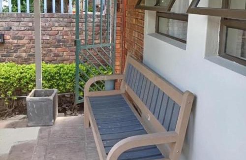 Emalahleni Bed & Breakfast | KWR B&B