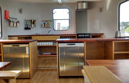 Bristol Floating Harbour Boat Rental | Kyle Blue - Bristol Harbour Houseboat