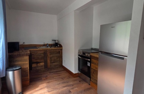Cedaredge Apartment | Kyles Grill and Bar