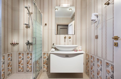 Mystras Hotel | Kyniska Palace Conference & Spa