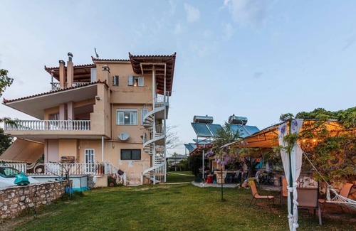 Kiparissia House | Kyparissia Seaside Loft-Sunsets near the sea