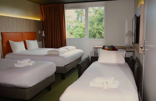 Riom Hotel | Kyriad Clermont Ferrand Nord - Riom