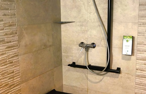 Riom Hotel | Kyriad Clermont Ferrand Nord - Riom