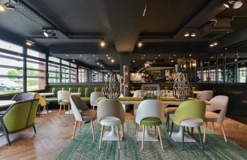 Crepy-en-Valois Hotel | Kyriad Crepy En Valois