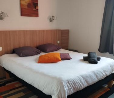 Castelculier Hotel | Kyriad Direct Agen