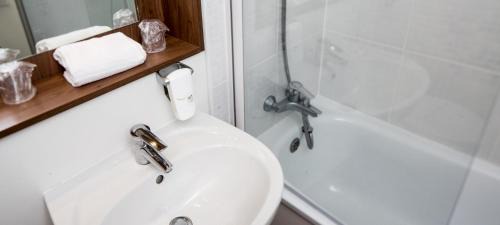 Amilly Hotel | Kyriad Montargis Amilly