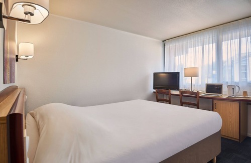 La Creche Hotel | Kyriad Niort Est - La Crèche