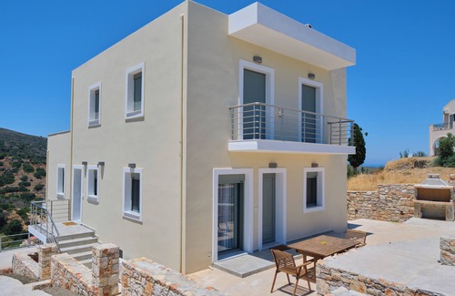 Karavas Apartment | Kythira Echoes · Sylia Apartment with nature views