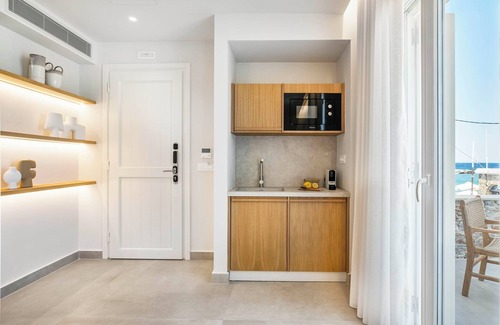 Loutra Apartment | Kythnos Blue - Suite 1 Sea View, Walk to the beach