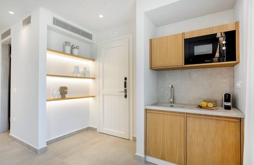 Loutra Apartment | Kythnos Blue - Suite 1 Sea View, Walk to the beach