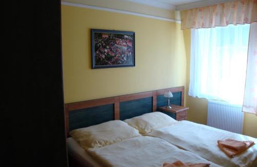 Klasterec nad Ohri Hotel | Lázně Evženie