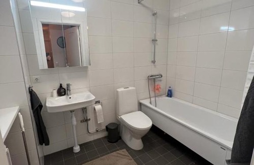 Taby Apartment | Lägenhet, 80kvm i Täby park