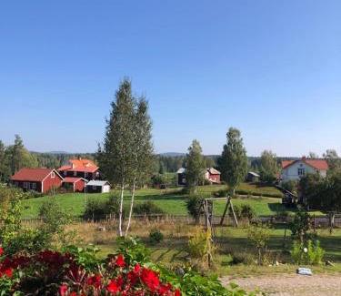 Alfta Bed & Breakfast | Långhedgården Bed & Breakfast