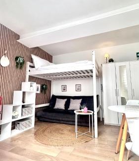 Aversa Apartment | Lætitia Cottage Apartment