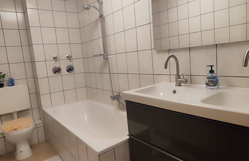 Luenen Condo | Lünen bei Dortmund Monteurwohnung Kurzzeit /Langzeit Vermietung bis 7 Personen