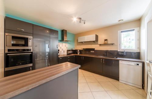 Fals House | L’Âme des Vignes - Climatisée avec piscine