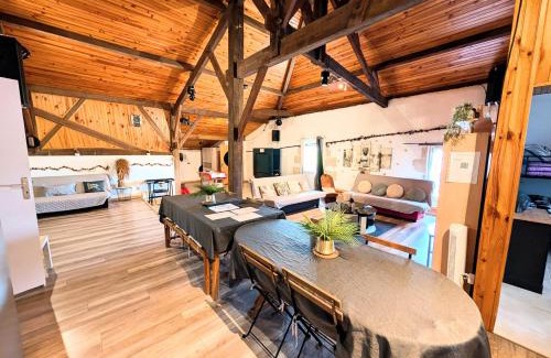 Hure House | L'échappée Huroise, piscine et spa privatifs