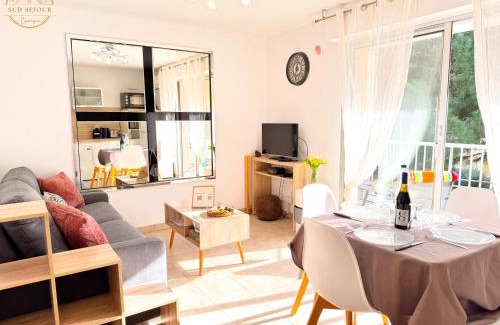 Les Hauts de Canet Apartment | L'échappée verte - T2 - Confort -Piscine - Tennis- Parking - Climatisation - SudSéjourConciergerie