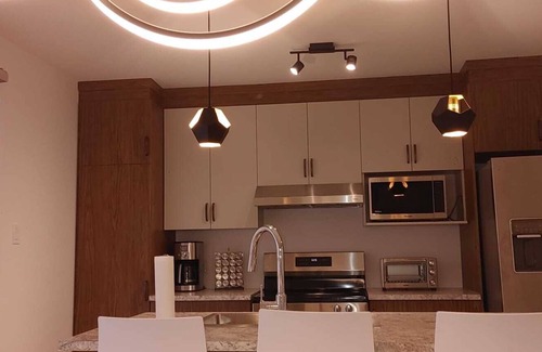 Salaberry De Valleyfield House | L'Éclat de Valleyfield - A peaceful stay