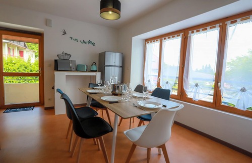 Cessenaz Apartment | L'Écrin Vue Lac