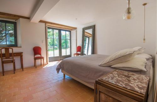 Savennieres House | l'élégante