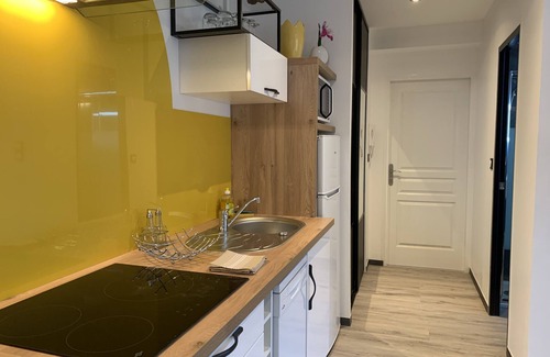 Downtown Le Havre Apartment | L'étoile de Mer - Étretat
