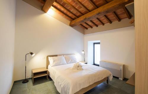 Castel Focognano Apartment | L'abete