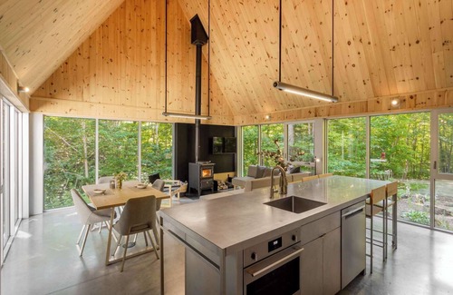 Chertsey Ski Chalet | L'Abri des regards - Spa Sauna & Nearby Lake