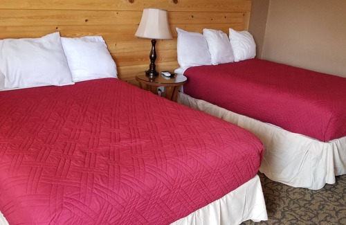Eunice Hotel | L'Acadie Inn & RV Park