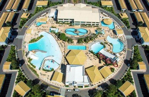 Jardim Paraiso Apartment | L'acqua Diroma - Suítes confortáveis - Diversão garantida - Piscina de Ondas Exclusiva