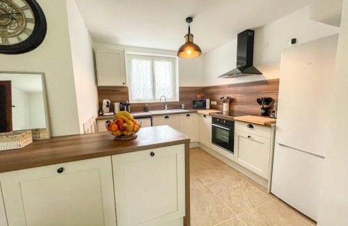 Saint-Agreve House | L'Adonis - Family home near Equiblues WIFI