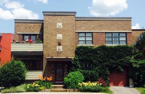 Hochelaga-Maisonneuve Apartment | L'Adresse Botanique - Studio
