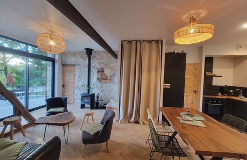 Brison-Saint-Innocent Ski Chalet | L'Alpage