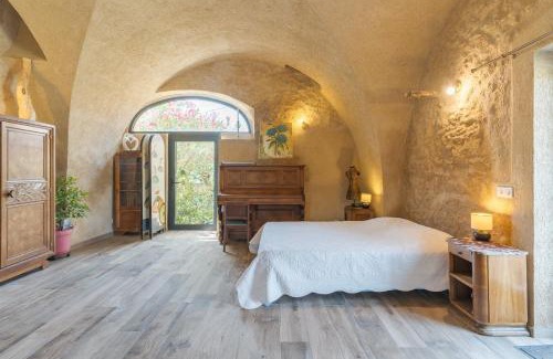 Vaugines Apartment | L'Amaryflor