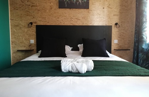 Centre Ville Bed & Breakfast | L'Angély