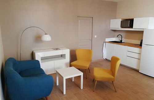 Centre Ville Bed & Breakfast | L'Angély