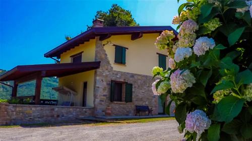 Canossa House | L'Angolo Di Verlano