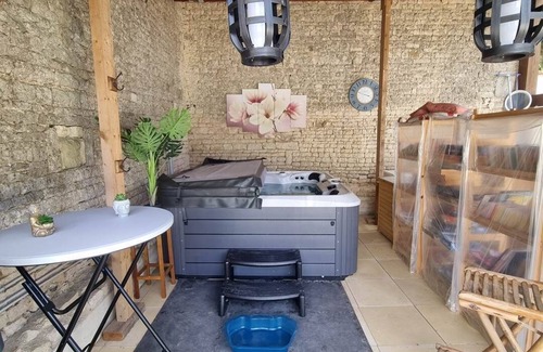 Louzignac Apartment | L'angoumois Gite 3