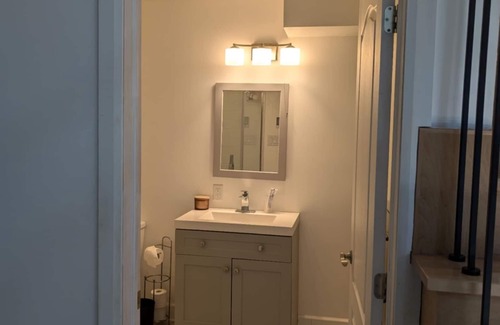 Vieux-Saint-Jean Apartment | L'Annexe (32+ nights)
