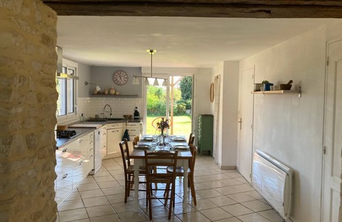 Lavoux House | L'Annexe - Family home near Futuroscope