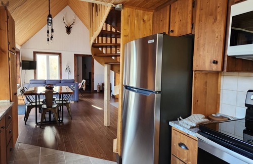 Mauricie Ski Chalet | L'Apéro des Chutes - Waterfront, Relaxation & Spa