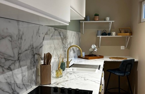 Venette Apartment | L'appart' du Bonheur. Idéal Pour Votre Séjours Touristique ou Business !
