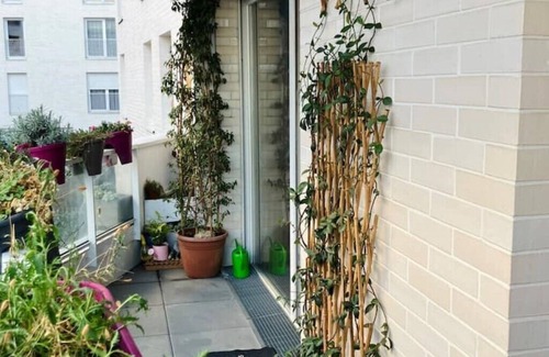 Saint-Ouen Apartment | L'appartement des Docks, délicieux 2 pièces dans l'eco-quartier à côté de Paris.
