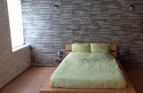 Le Cateau-Cambresis Apartment | L'appartement Catésien