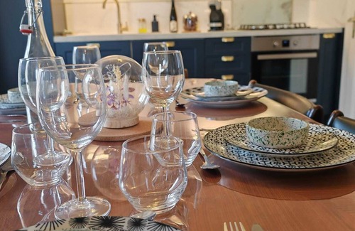 Plantieres Queuleu Apartment | L'appartement Vintage Le Temps d'une Pause 5 mns centre ville gare