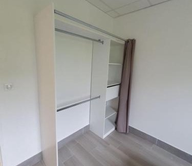 Nailloux Apartment | L'arche rose