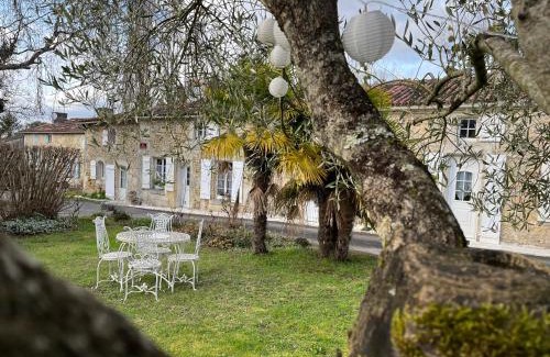 Taillant House | L'ARONDE GITES " La Cassine "